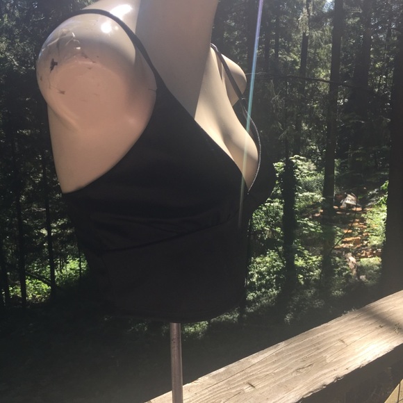 Tops - Slinky black crop top